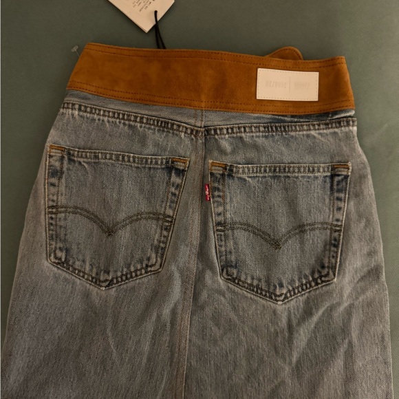 Shop Re Done denim and suede skirt - Picture 4 of 5